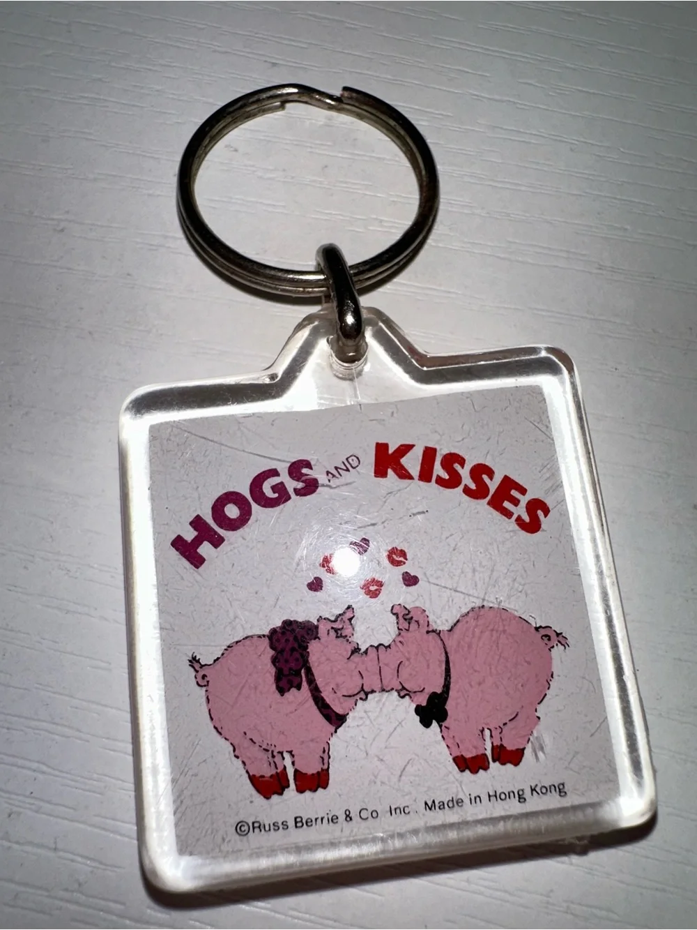 Vtg “Hogs and Kisses” Pig Keychain